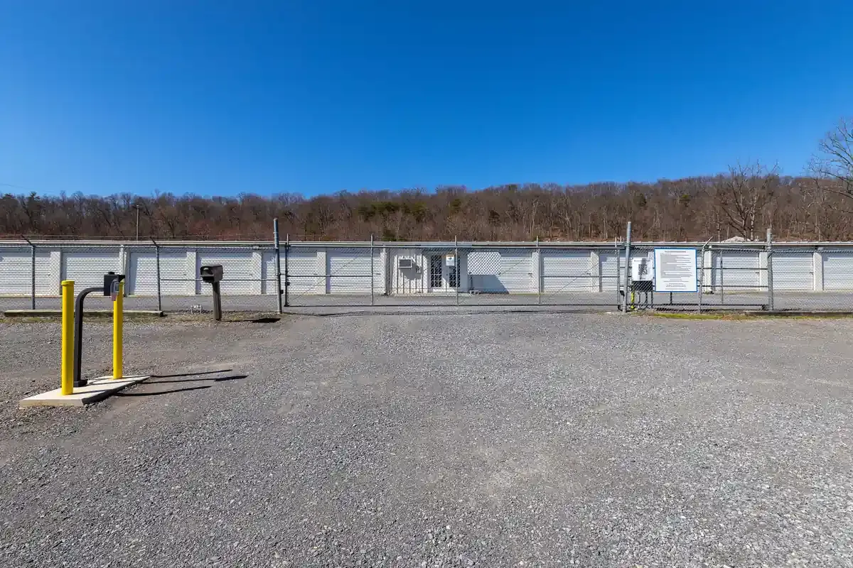 Self storage KO Storage of Berkeley Springs, WV